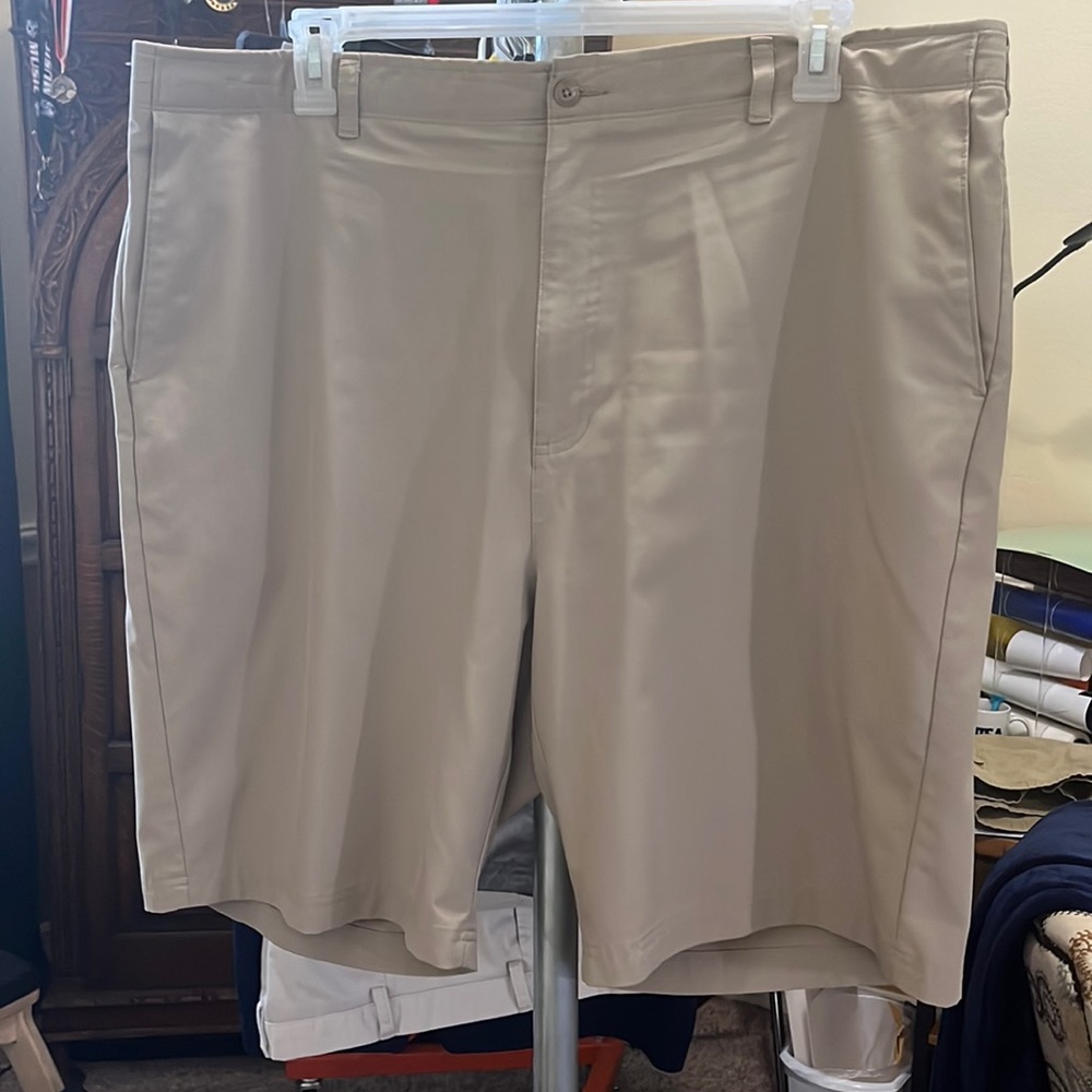 Men’s Khaki Dress Shorts